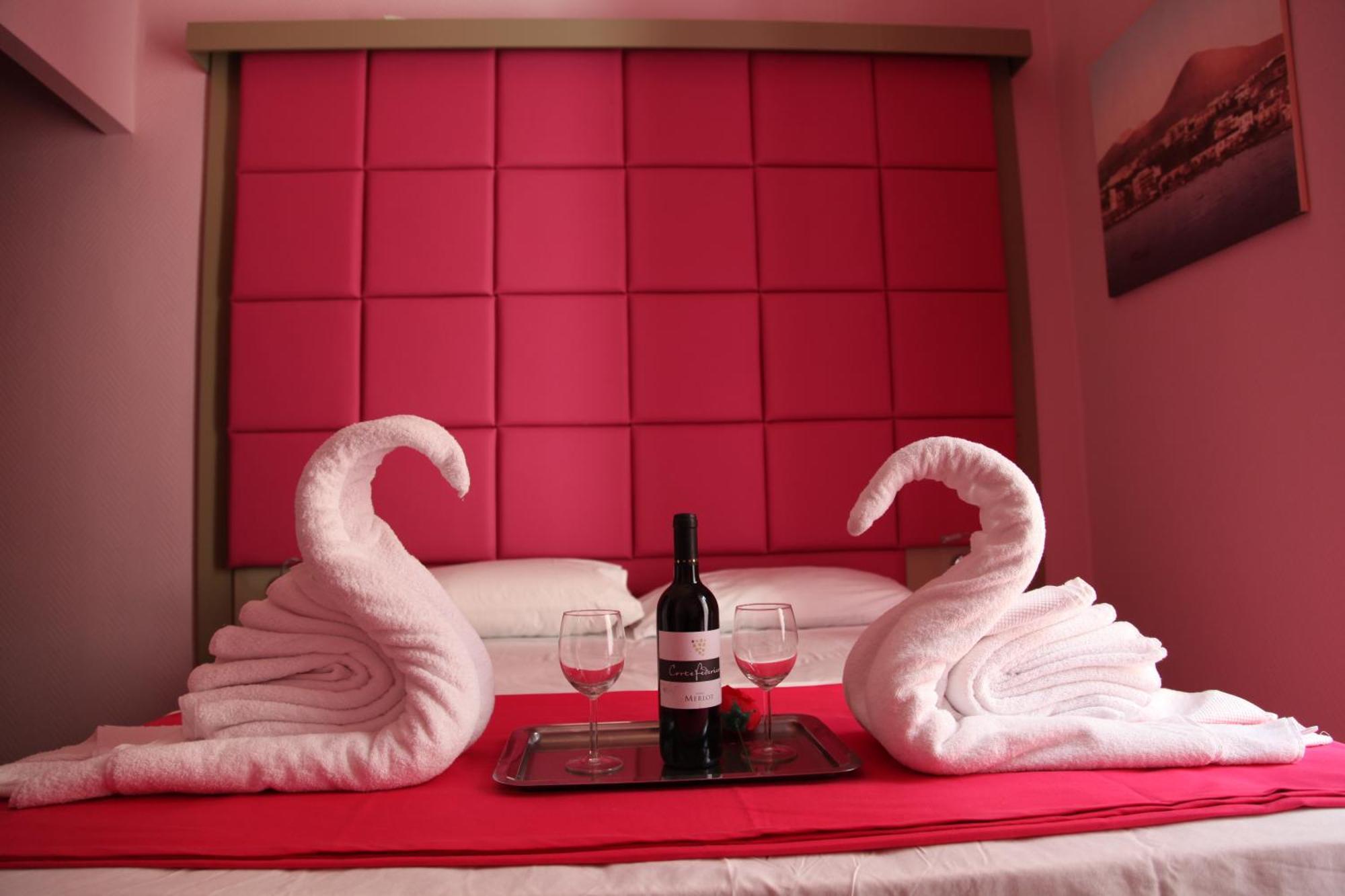Dolce Vita Rooms เนเปิลส์ ภายนอก รูปภาพ