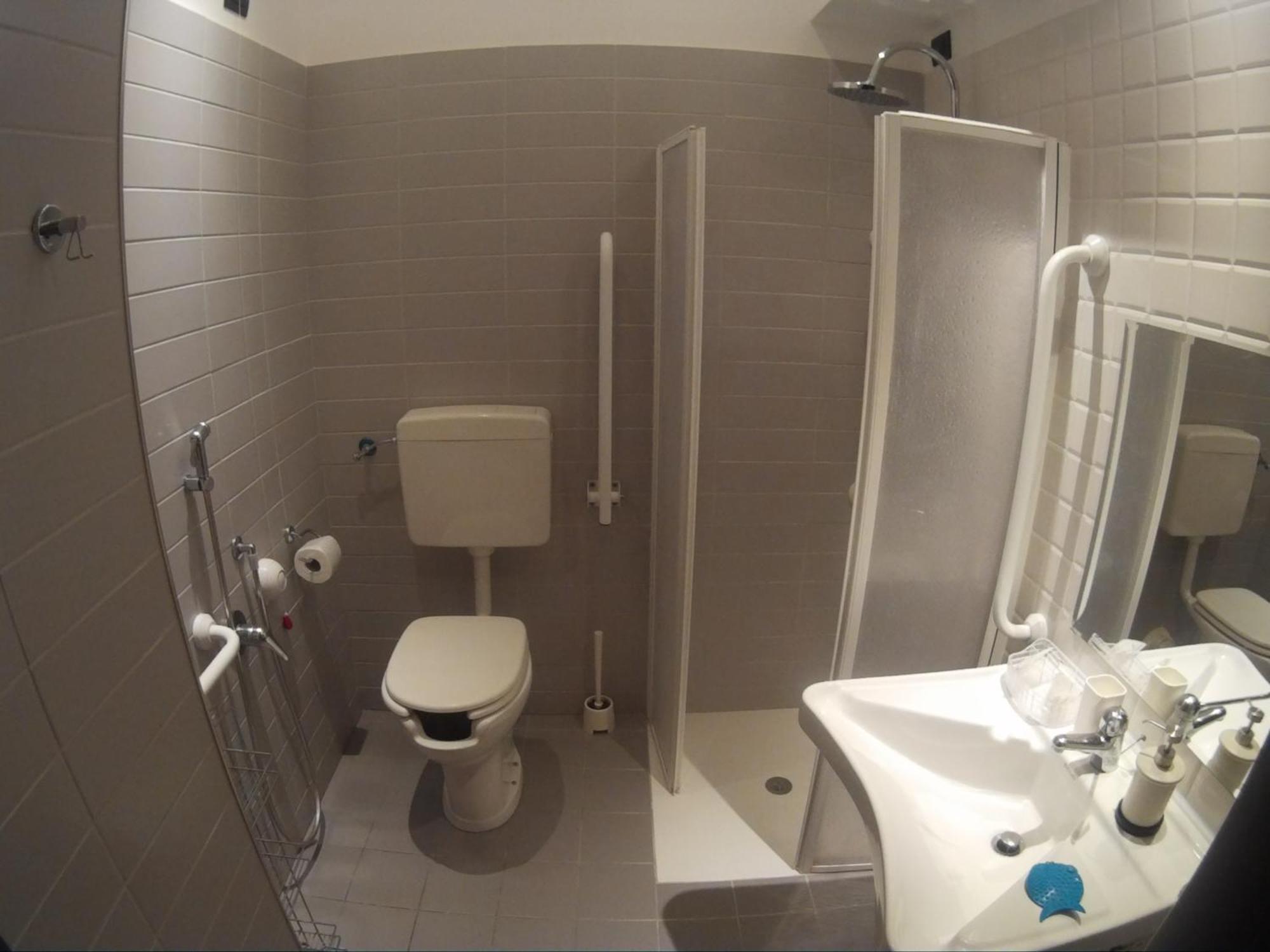 Dolce Vita Rooms เนเปิลส์ ภายนอก รูปภาพ